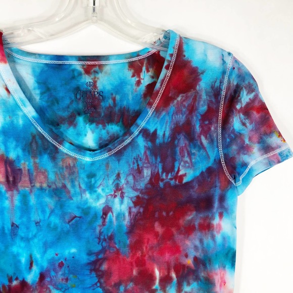 Chaps Small Top Flying Fireworks Blue Red Short Sleeve Tee Handmade Tie Dye 1038 - Picture 7 of 9